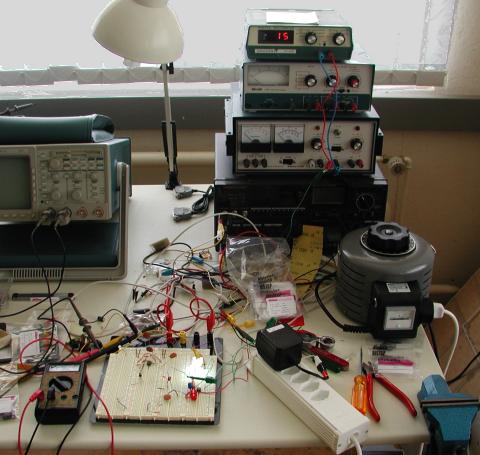 Prototype in Fourmilab Electronics Lab