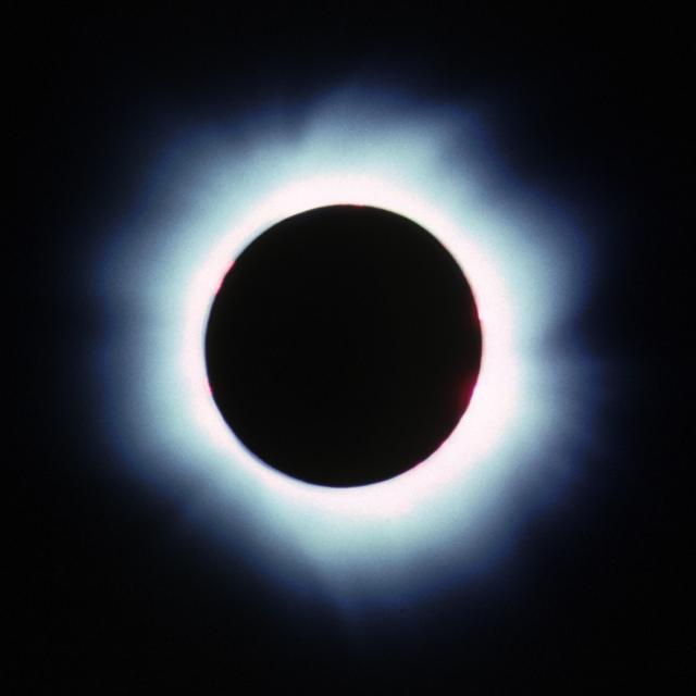 Medium size eclipse image