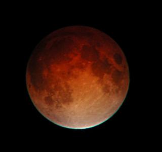 Total lunar eclipse: 2003-11-09